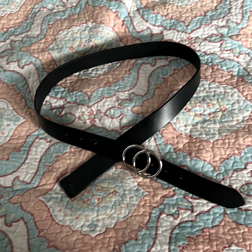 Woman’s belt